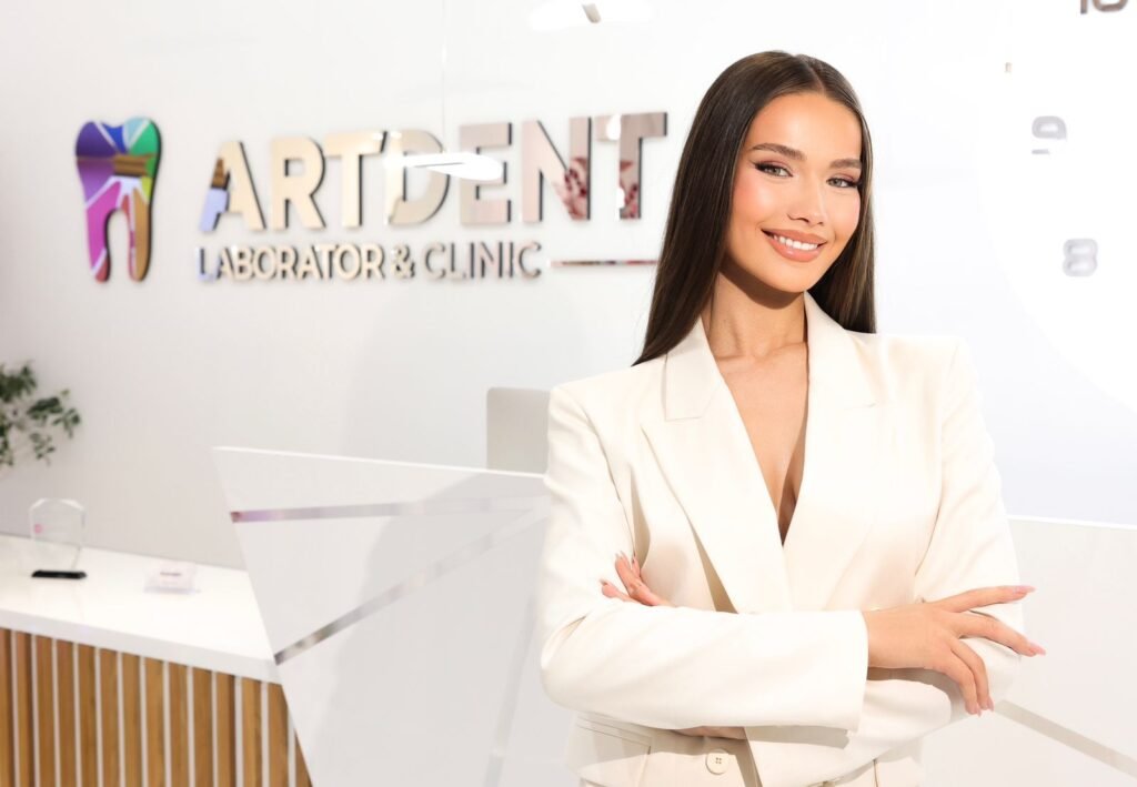 Art Dent Clinic